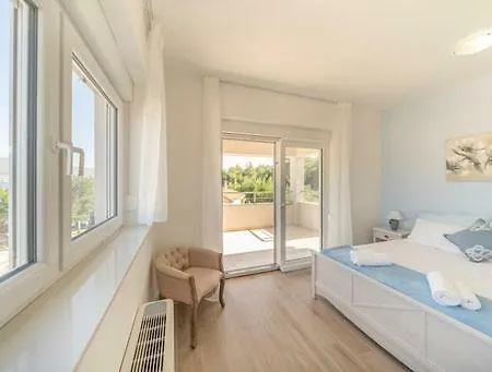Seaside Luxury Lucija Villa Pridraga